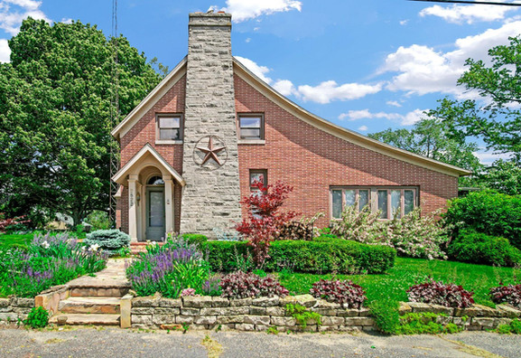 2822 Barrett Road - Rochester 